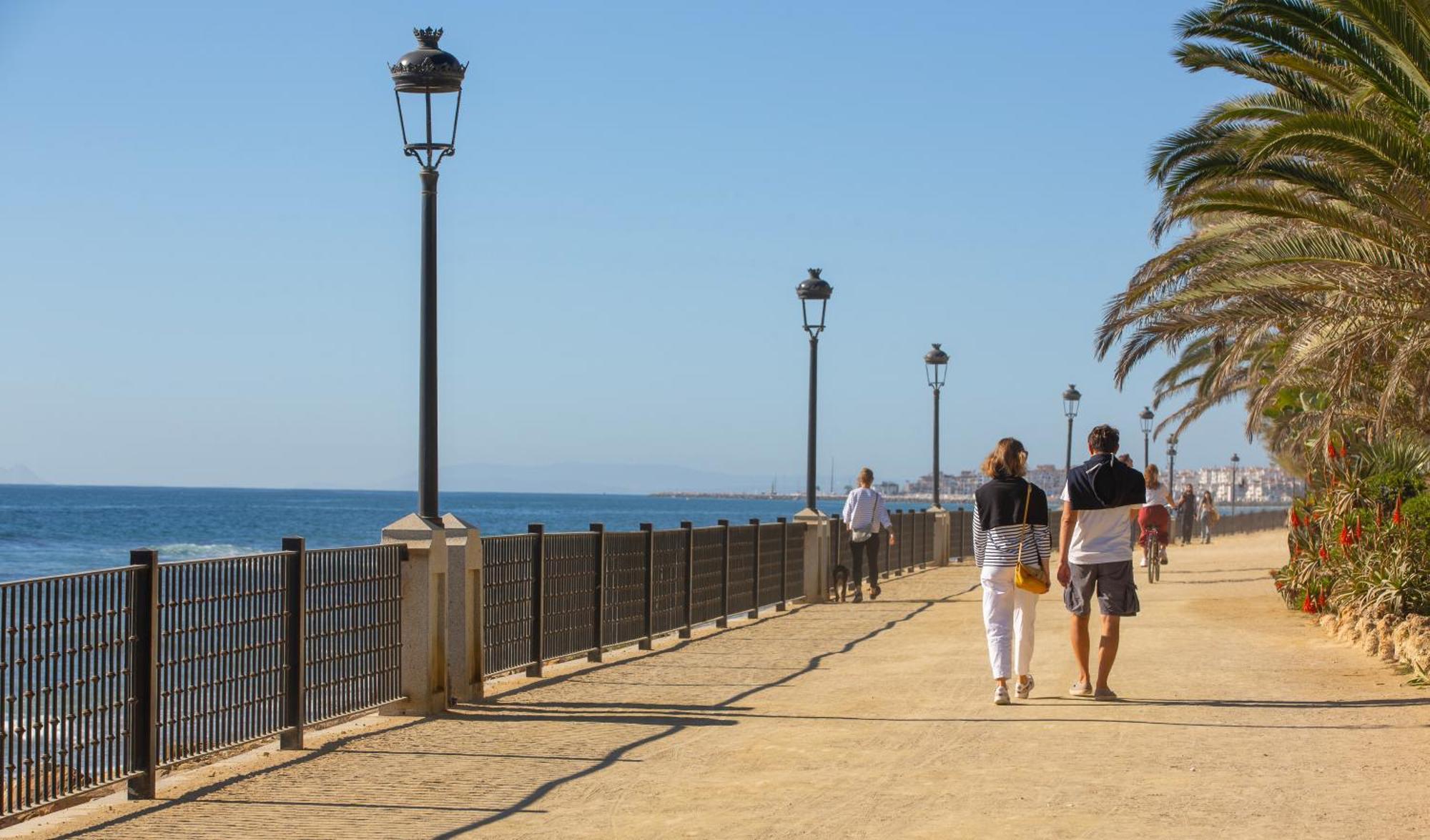El Faro Beachfront By Kura Homes Appartamento Marbella